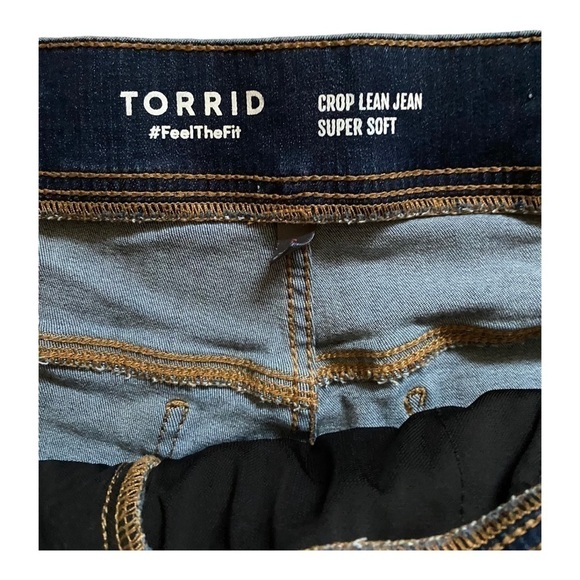 Torrid Jeans 5R Blue Plus Lean Jean Pull On Stretch High Rise Med Wash - Picture 3 of 8